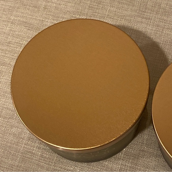 Lot of 2 SAND + FOG Mahogany & Teakwood Candle 12 oz - Picture 5 of 11